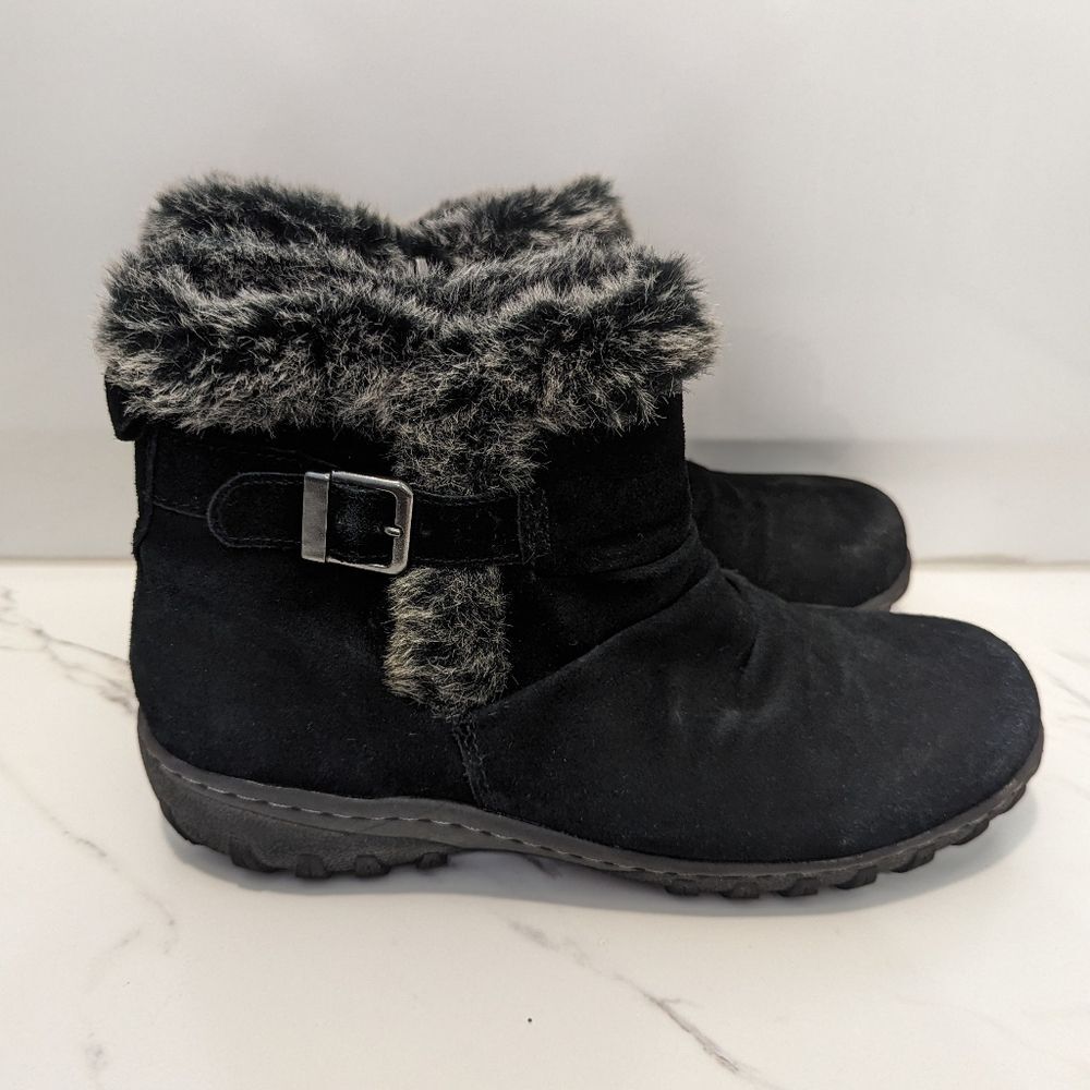 Khombu Women's Black All-Weather Lindsey Suede Winter Snow Boots Grey Faux Fur 9